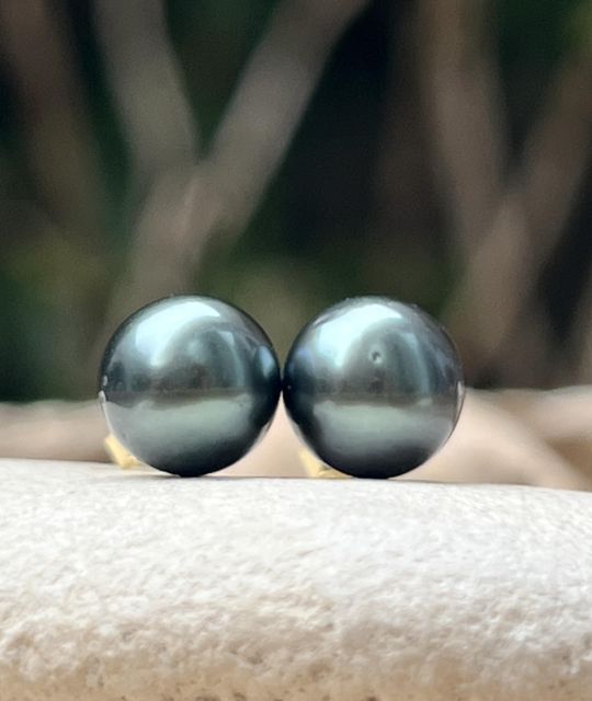 Glänzende blaue Tahiti-Perlen - Herkunft Französisch-Polynesien garantiert - Neuer, sehr sicherer Verschluss - Perfekter Durchmesser 8/9mm - Kostenloser Versand