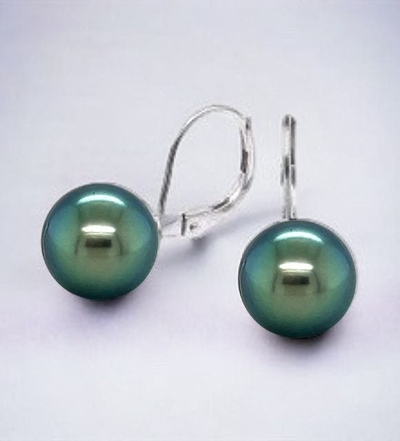 Bijou en perle de Tahiti aux reflets rares et lustre exceptionnel. Certificat d’authenticité et livraison sécurisée – Poemotu