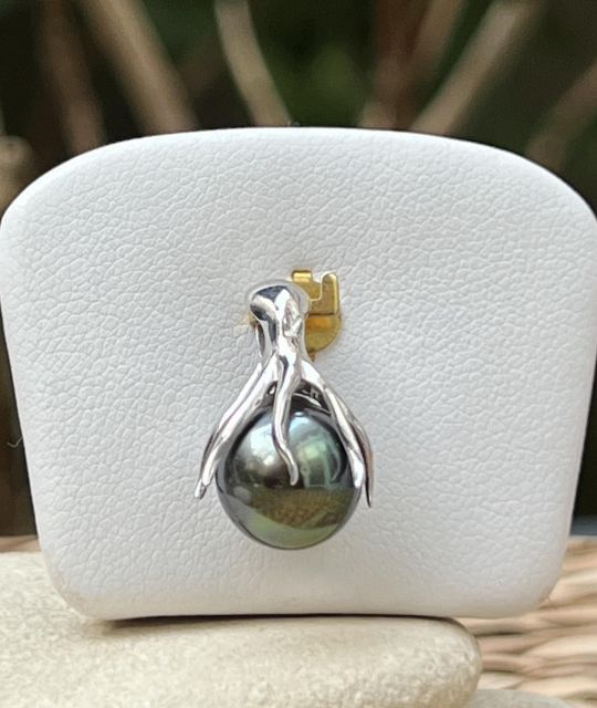 Pendentif pieuvre véritable perle de Tahiti au lustre éclatant - certifié et garanti - livraison gratuite sécurisée