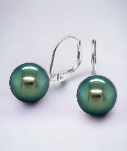 Bijou en perle de Tahiti aux reflets rares et lustre exceptionnel. Certificat d’authenticité et livraison sécurisée – Poemotu