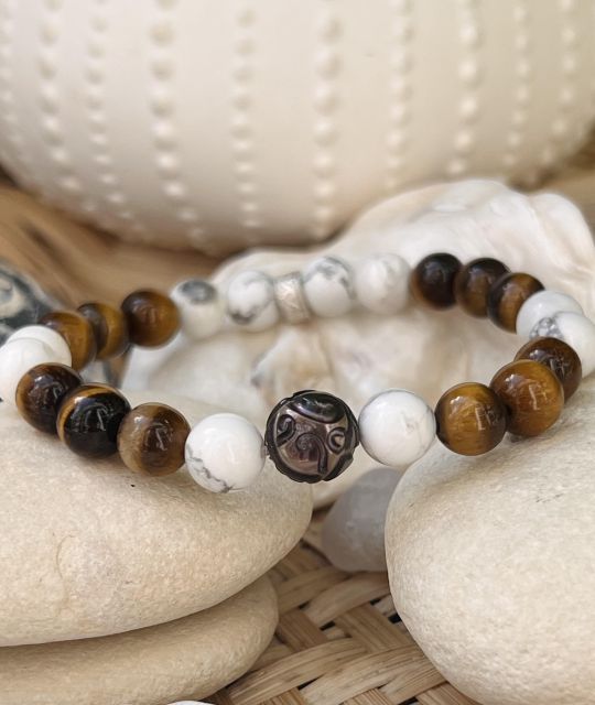 Bijou en perle de Tahiti aux reflets rares et lustre exceptionnel. Certificat d’authenticité et livraison sécurisée – Poemotu.
