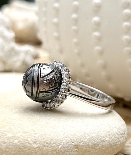 Entdecken Sie Cassius, einen einzigartigen Ring mit Tahiti-Perle - Perle aus dem Archipel der Tuamotu - gefertigt in unserem Atelier in Nantes - GIA-Zertifikat - kostenloser Versand - Valentinstag - Muttertag
