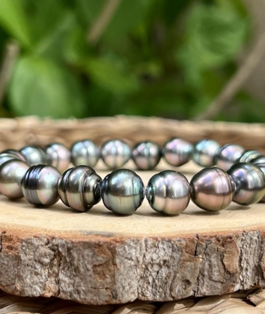 Bijou en perle de Tahiti aux reflets rares et lustre exceptionnel. Certificat d’authenticité et livraison sécurisée – Poemotu.