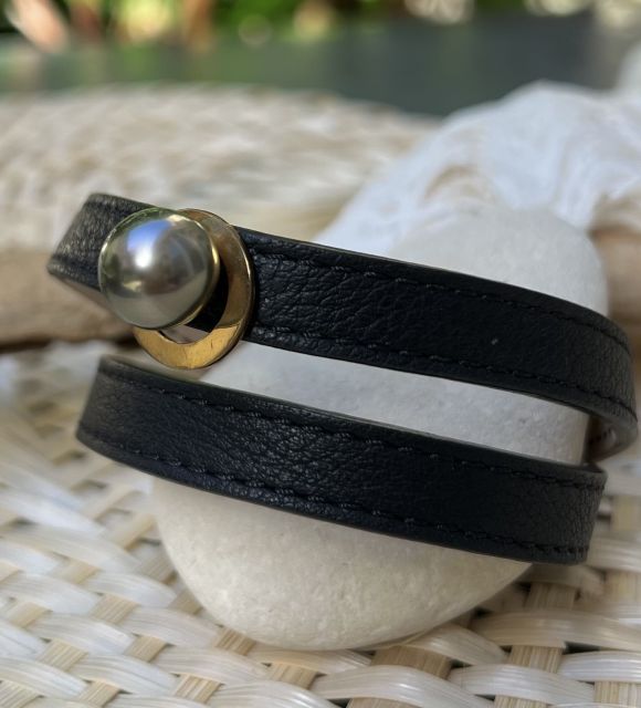 Adoptez "Moehani", une pièce de joaillerie unique et créée par Poemotu - certifié et garanti - livraison sécurisée offerte