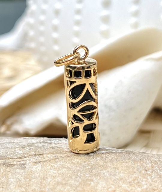 Authentique Bijou Tiki gardien du Mana - Pendentif Tiki en plaqué or et onyx - l'aspect de l'or sans en payer le prix tiki de protection - Satisfait ou remboursé