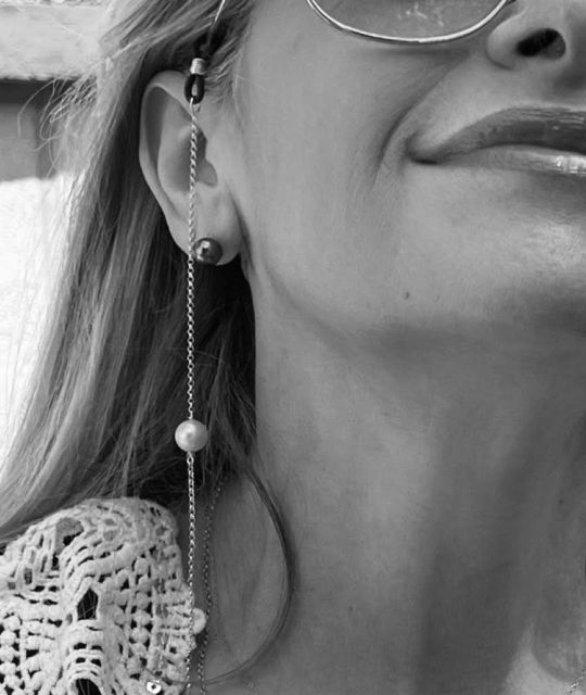 Vous êtes unique comme cette chaîne de lunettes en véritables perles de culture - Exclusivité Poemotu - livraison gratuite