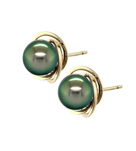 Bijou en perle de Tahiti aux reflets rares et lustre exceptionnel. Certificat d’authenticité et livraison sécurisée – Poemotu.