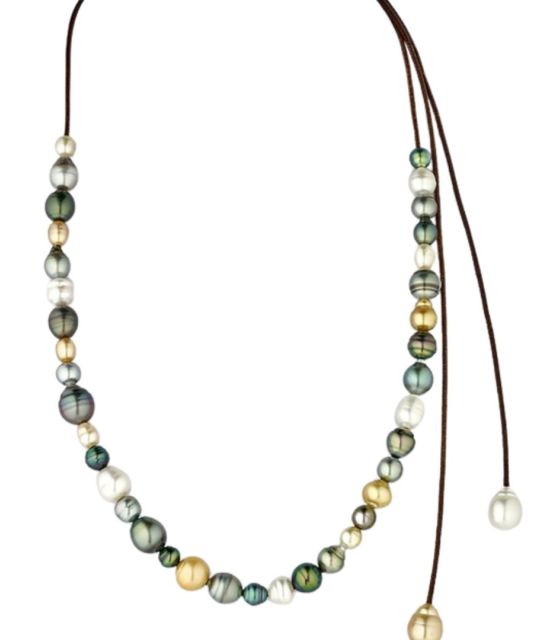 Bijou en perle de Tahiti aux reflets rares et lustre exceptionnel. Certificat d’authenticité et livraison sécurisée – Poemotu