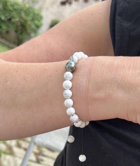 Bijou en perle de Tahiti aux reflets rares et lustre exceptionnel. Certificat d’authenticité et livraison sécurisée – Poemotu.