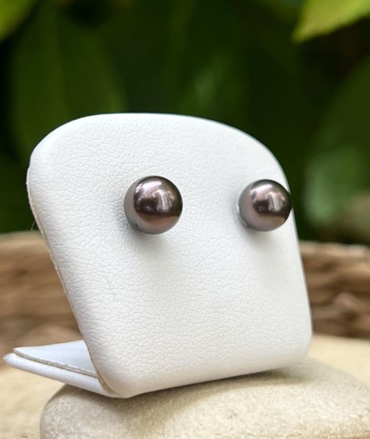 Bijou en perle de Tahiti aux reflets rares et lustre exceptionnel. Certificat d’authenticité et livraison sécurisée – Poemotu