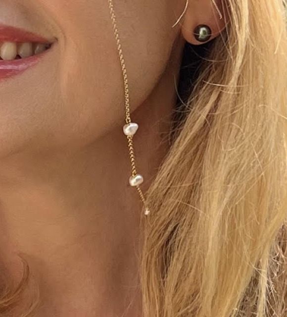 You are unique like this glasses chain made from genuine cultured pearls - Poemotu Exclusive - free delivery