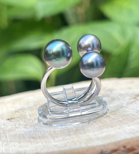 Bijou en perle de Tahiti aux reflets rares et lustre exceptionnel. Certificat d’authenticité et livraison sécurisée – Poemotu.