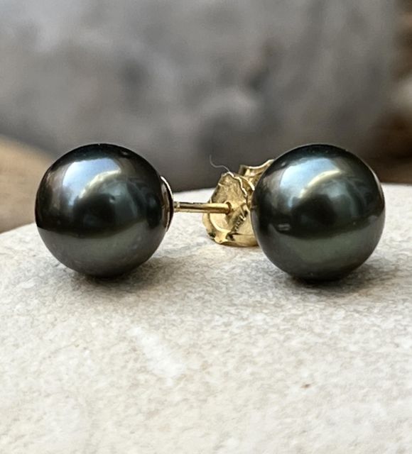 Adorables perles noires de Tahiti - Origine Polynésie française garantie - Nouveau fermoir très sécurisé - diamètre parfait 8/9mm - livraison gratuite