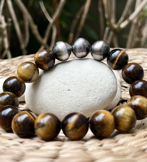 Bijou en perle de Tahiti aux reflets rares et lustre exceptionnel. Certificat d’authenticité et livraison sécurisée – Poemotu.