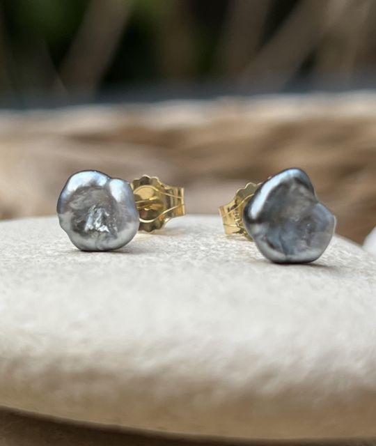 Un bijou parfait pour celles qui cherchent à ajouter une note sophistiquée et unique à leur tenue - certificat GIA - garantie - livraison gratuite