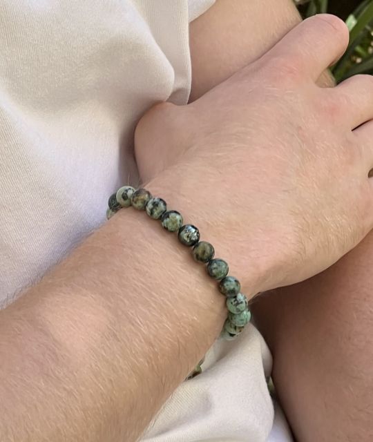 exemplaire unique pour ce bracelet de turquoises et perle de Tahiti authentique d'un lustre très brillant - certifié et garanti - fabriqué à Nantes - livraison gratuite -