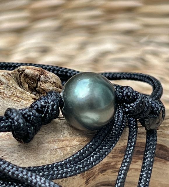 Découvrez ce ras de cou unique monté dans notre atelier en Loire-Atlantique - Ras de cou robuste - certifié et garanti - livraison sécurisée gratuite