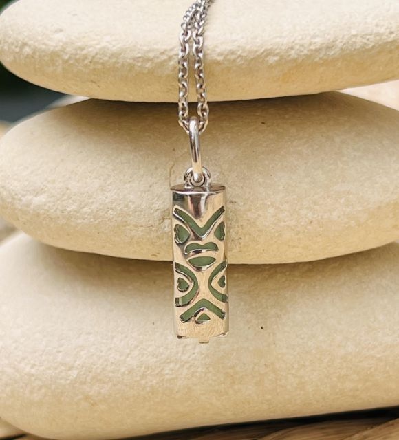 すぐにティキの愛のペンダントを手に入れましょう - アヴェンチュリン - 一点もの - タヒチの伝統的なティキ - 無料配送 - 30日間満足保証または返金