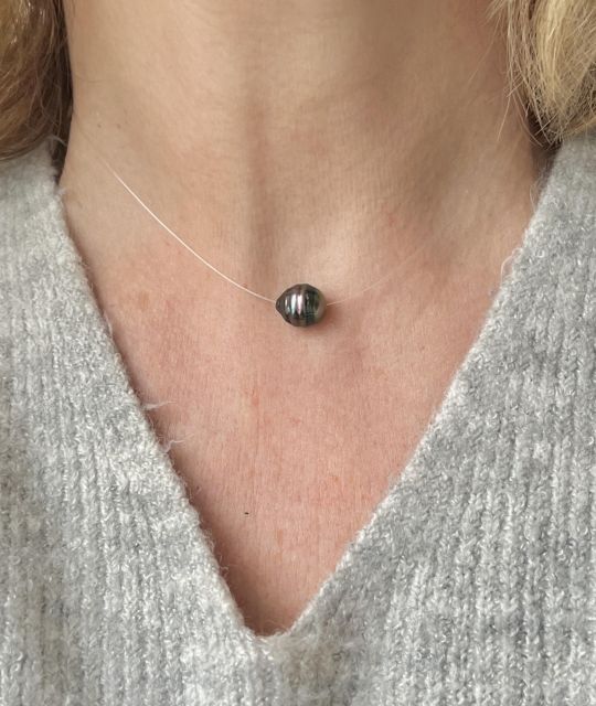 Bijou en perle de Tahiti aux reflets rares et lustre exceptionnel. Certificat d’authenticité et livraison sécurisée – Poemotu