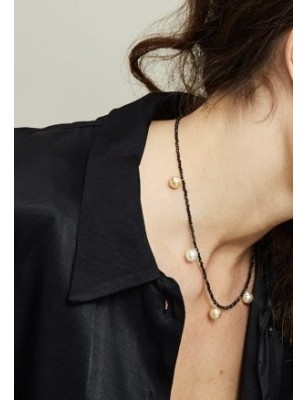 Collana di perle e spinello australiani