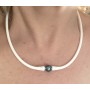 collier silicone blanc perle de Tahiti cerclée