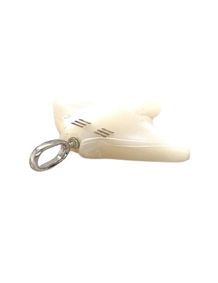 freshwater mother of pearl pendant manta ray silver price