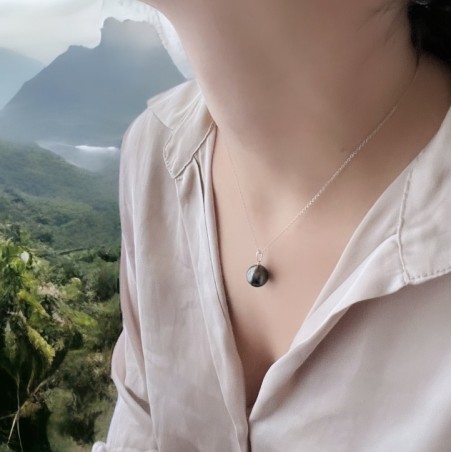 镀铑银吊坠，配大溪地珍珠水滴，13.20毫米