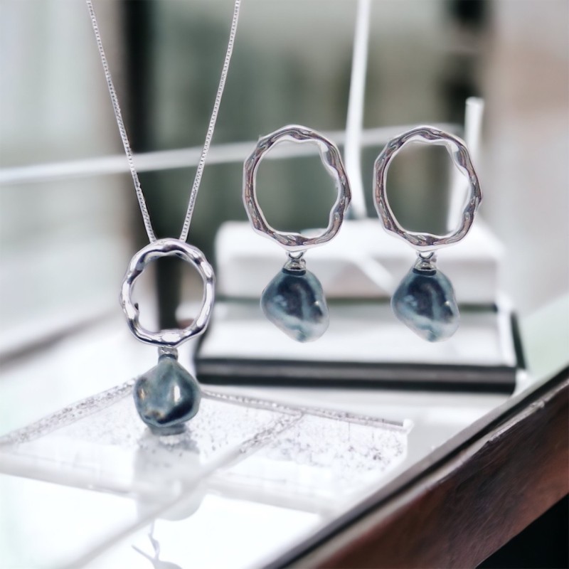 Set di collana e orecchini Keshi in argento sterling 925