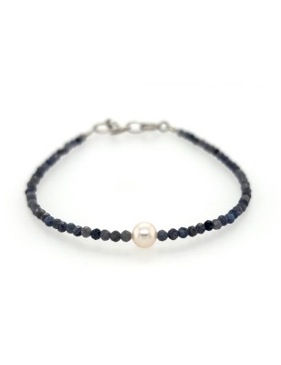 fresh water pearl and saphirs bracelet
