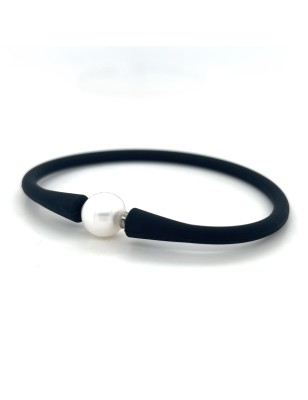 White freshwater pearl black bracelet cultured pearls