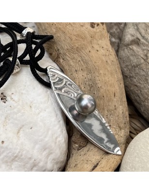 surf board pendant tahitian cultured pearls price