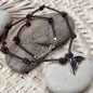 Ari - Collar de cuero con cola de delfín y nácar de Tahití
