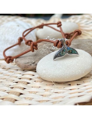 Anui - Leather necklace Abalone Nacre Dolphin Tail