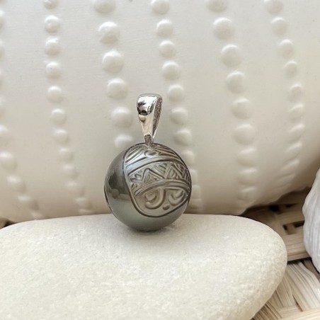 Pendentif grosse perle de Tahiti gravée