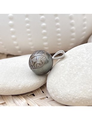 Pendentif grosse perle de Tahiti gravée