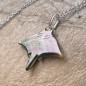 Colgante Manta Ray, plata rodiada, nácar de Tahití