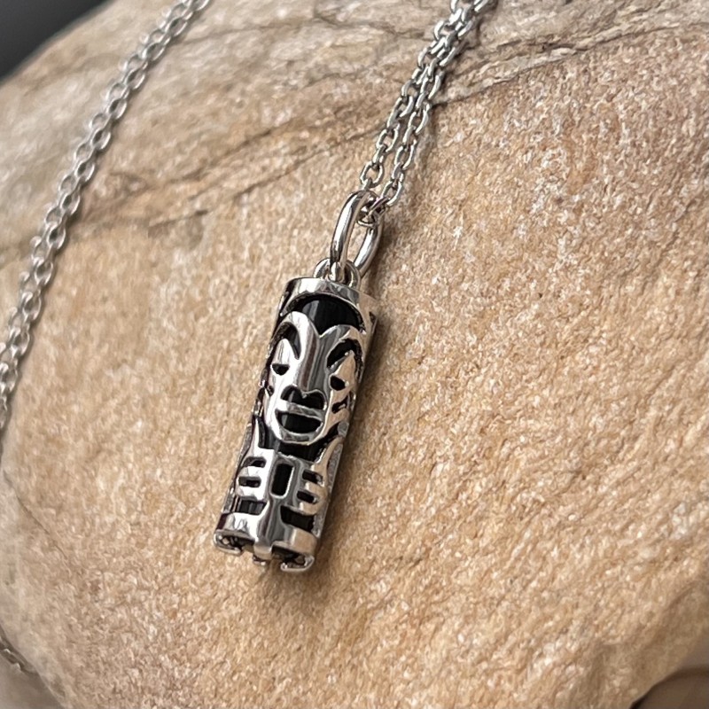 Health Tiki Pendant - Rhodium Silver - Black Agate