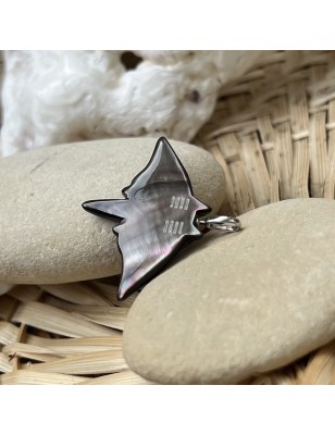 achat raie manta en pendentif nacre perlière de Tahiti prix