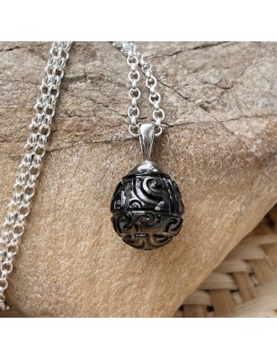 pendentif homme perle noire de Tahiti prix perle noire gravée