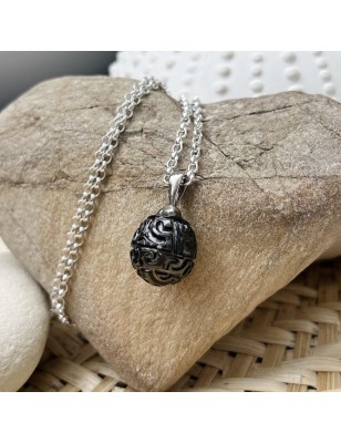 pendentif homme perle noire de Tahiti prix perle noire gravée