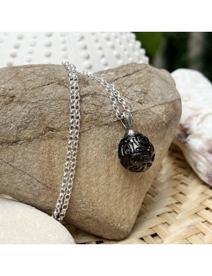 pendentif homme perle noire de Tahiti prix perle noire gravée