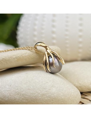 Tahitian cultured pearl 18 k gold octopus pendant price - perla Tahiti