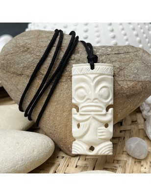 signification collier tiki en os pour homme prix