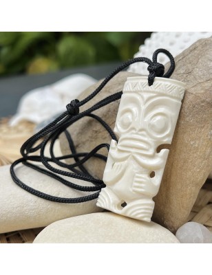 signification collier tiki en os pour homme prix