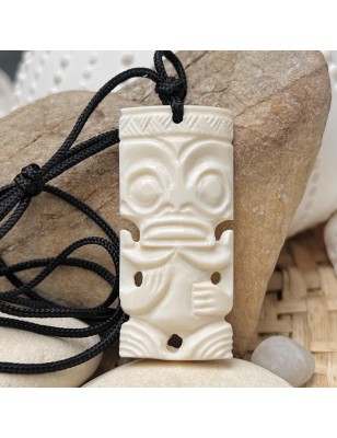 signification collier tiki en os pour homme prix