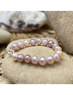 Braccialetto per neonati con perle d'acqua dolce rosa