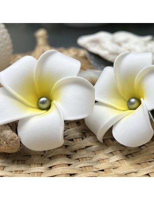 Tahitian Pearl Frangipani Flower Hair Clip