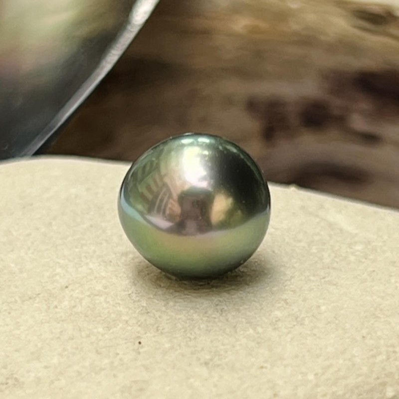 Tahitiperle – Tropfenform – Pfauenform – 10,04 mm – Spitzenperle