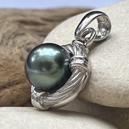 price marine 18K gold pendant Tahitian cultured pearl meaning - what is the best woman gift for valentine's day ?