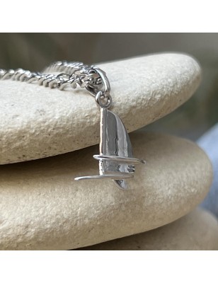 Segelboot-Anhänger – rhodiniertes 925er Sterlingsilber